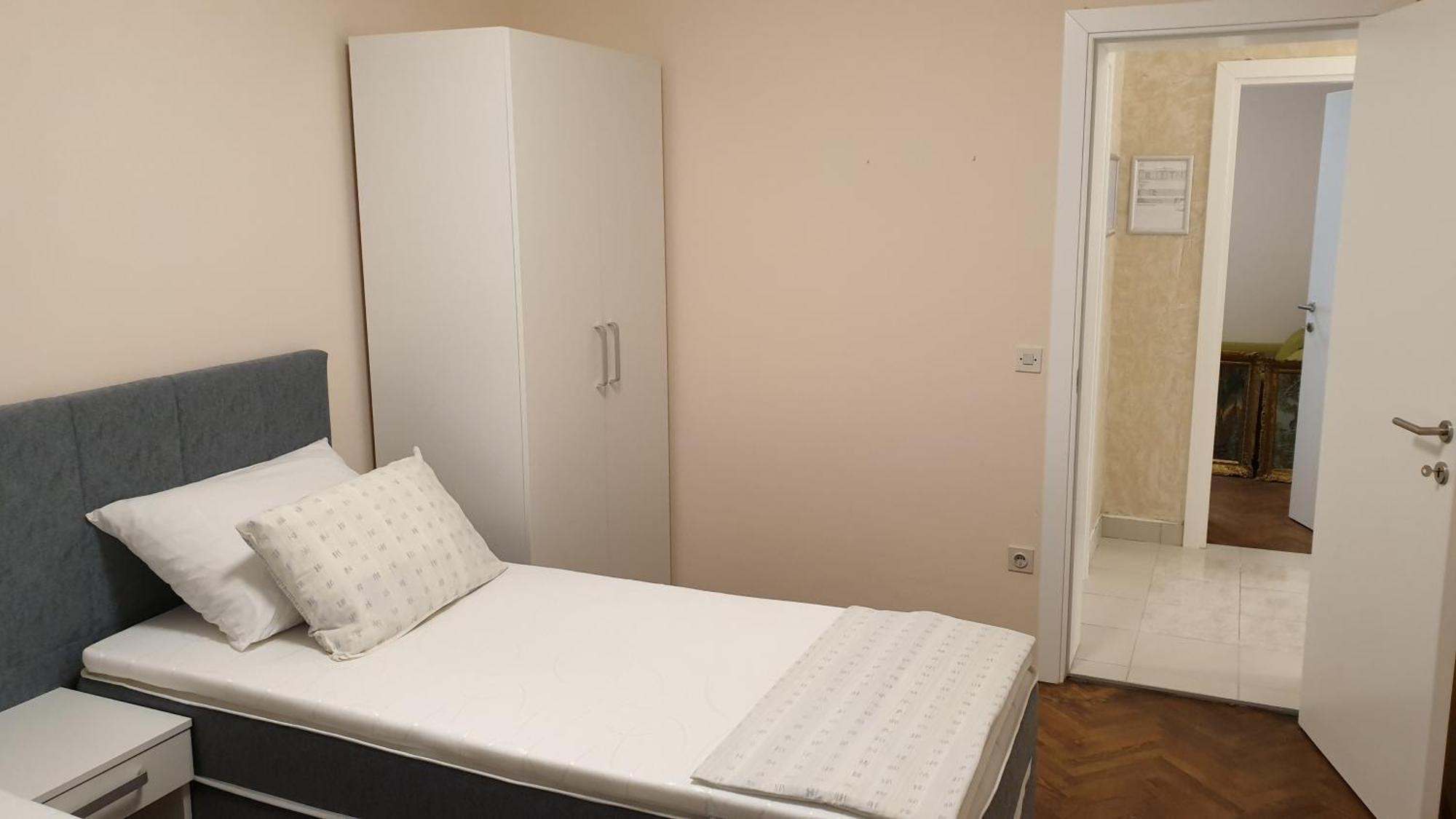 Apartments And Rooms With Parking Space Hvar - 15378 Hvar Town Quarto foto
