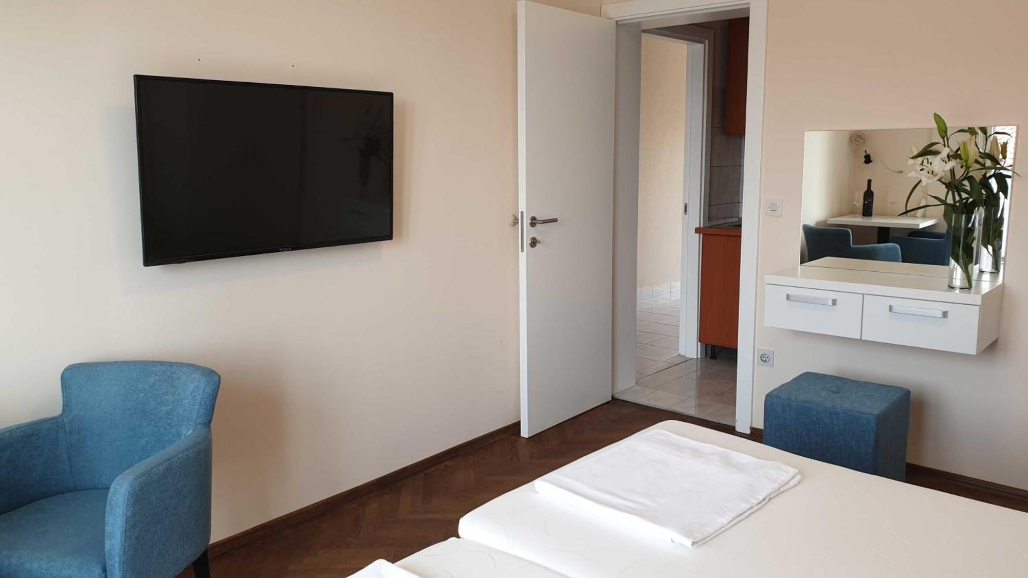 Apartments And Rooms With Parking Space Hvar - 15378 Hvar Town Quarto foto