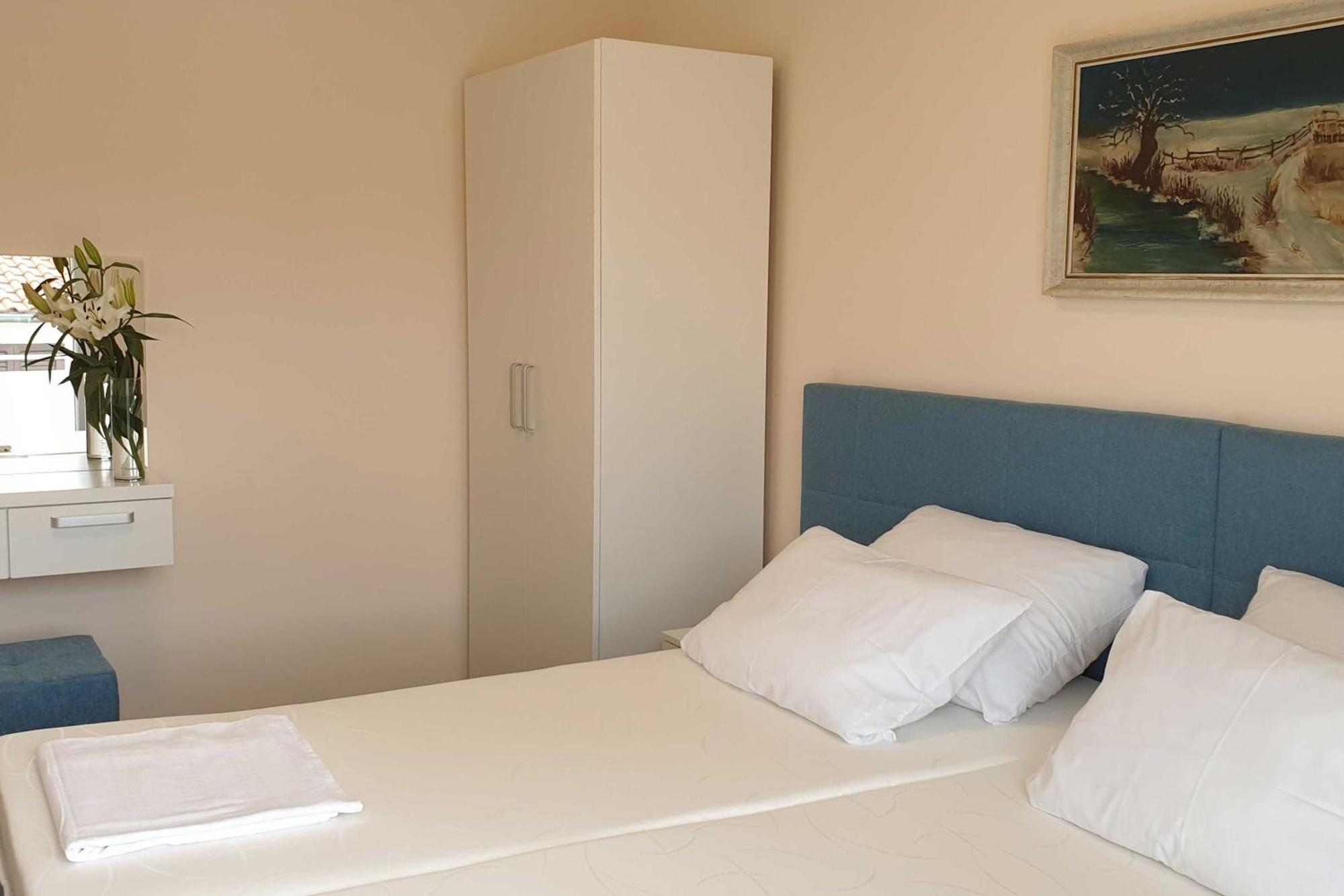 Apartments And Rooms With Parking Space Hvar - 15378 Hvar Town Quarto foto